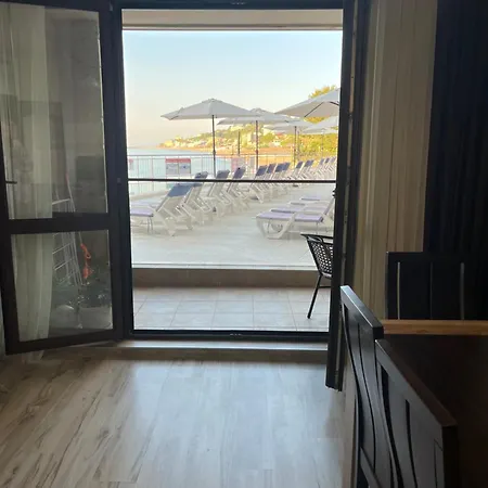 Le Bijou- Cabacum Plaza, With Free Parking * 瓦爾納