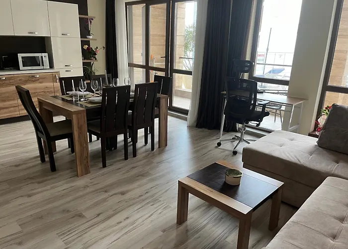 Le Bijou- Cabacum Plaza, With Free Parking Apartment